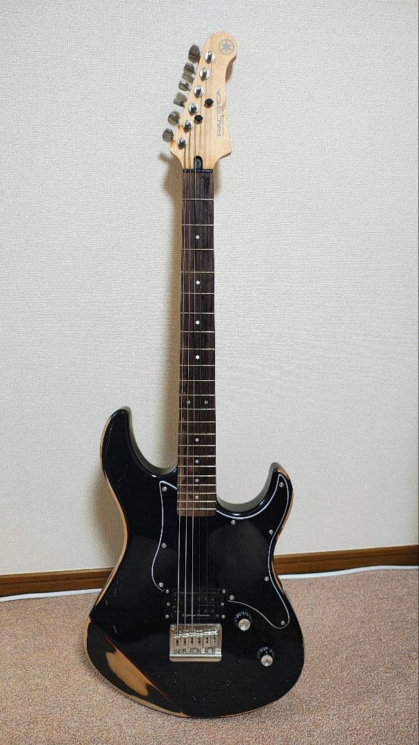 Yamaha Electric Guitars Pacifica311H 1