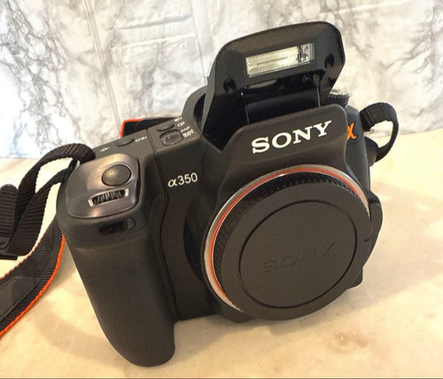 Sony Digital Slr 350 (18-200Mm)