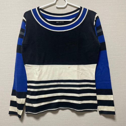 Issey Miyake Long-Sleeve 17
