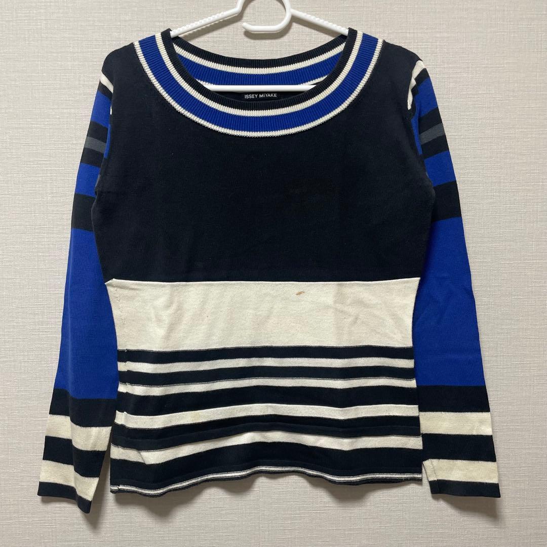 Issey Miyake Long-Sleeve 17