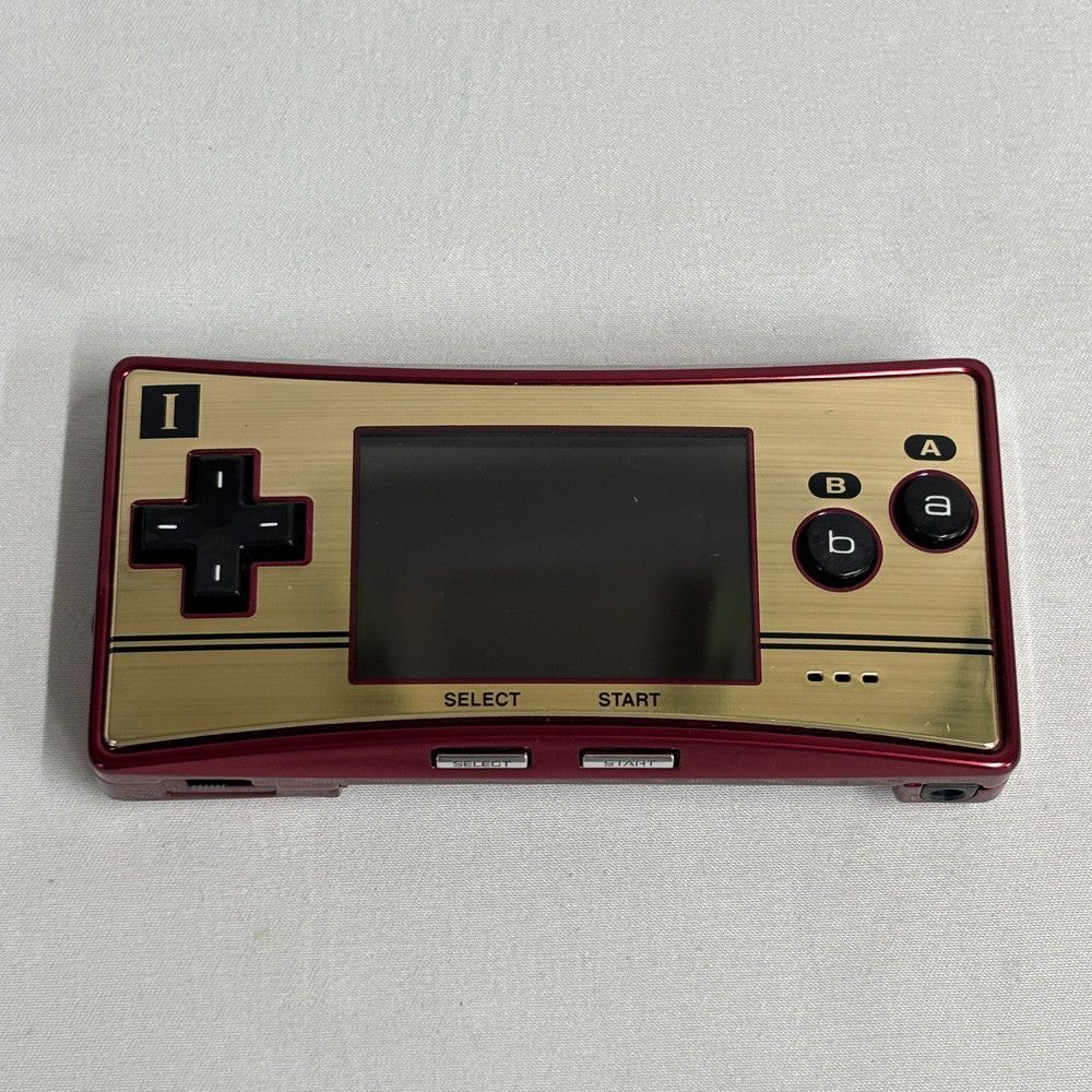 Body (Game Boy) 1241 Gameboy Micro Oxy-001