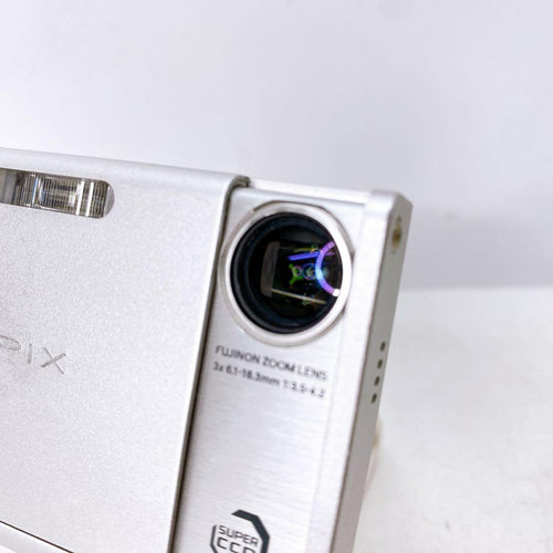 Fujifilm Compact Digital Cameras Finepix Z1 A742