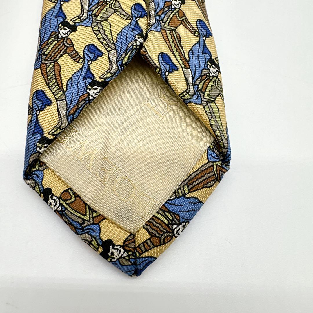 Loewe Ties
