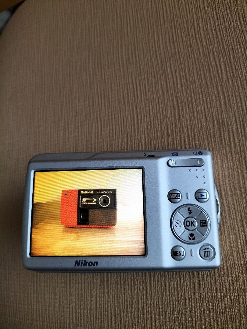 Compact Digital Cameras Nikon Coolpix S210