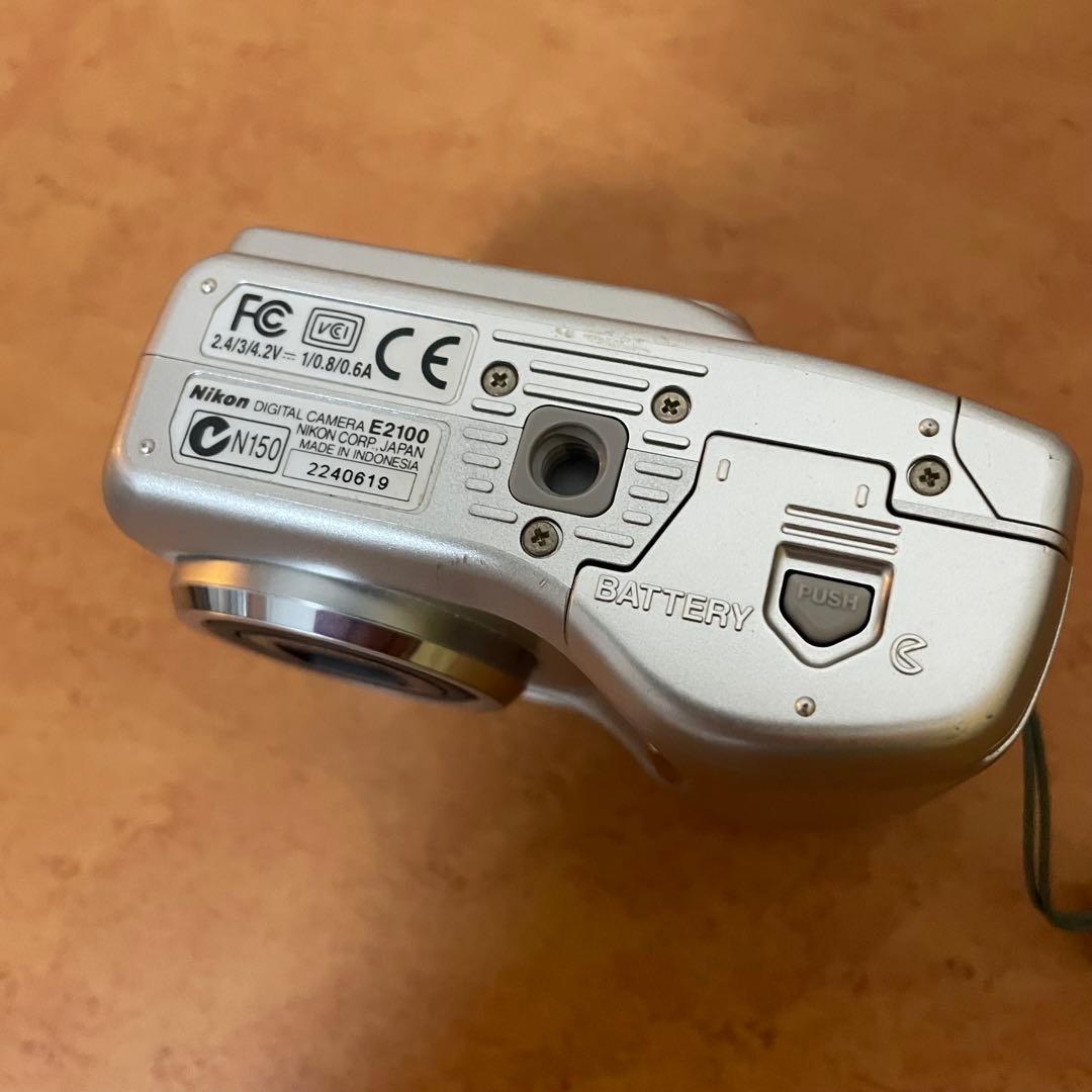 Nikon Compact Digital Cameras Coolpix E2100 2240619