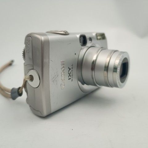 Canon Compact Digital Camera Ixy 810 Is Silver