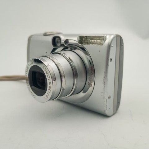 Canon Compact Digital Camera Ixy 810 Is Silver