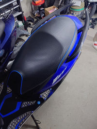 Seats 4