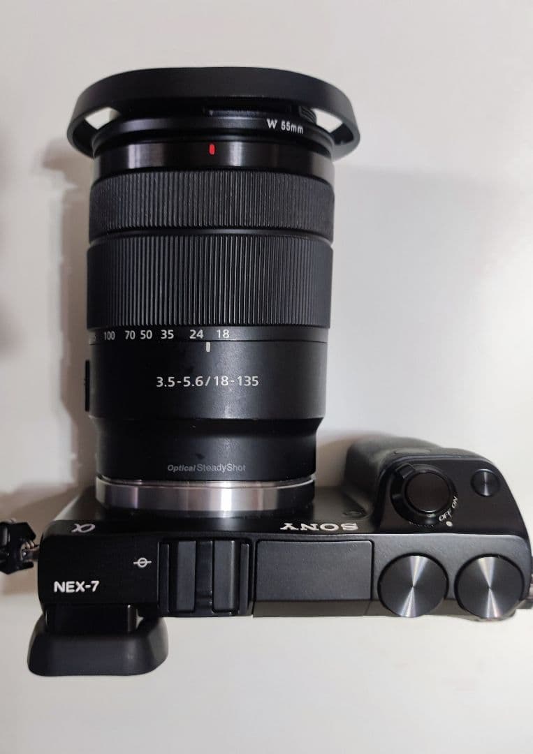 Mirrorless Interchangeable Lens Cameras Sony Nex-7 18-135Mm