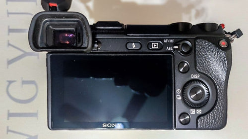 Mirrorless Interchangeable Lens Cameras Sony Nex-7 18-135Mm