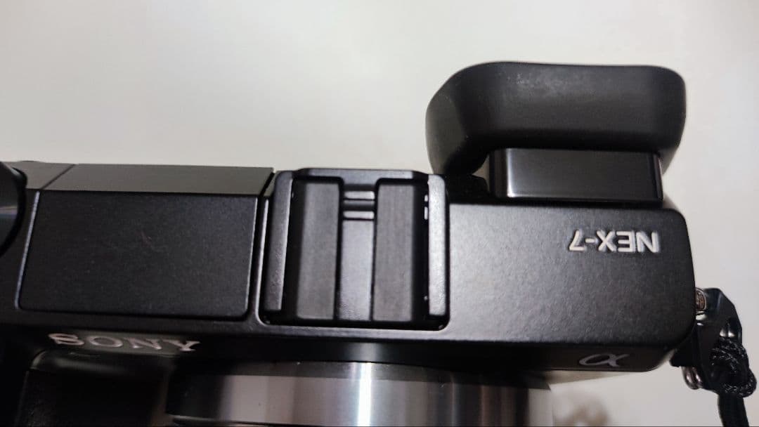 Mirrorless Interchangeable Lens Cameras Sony Nex-7 18-135Mm