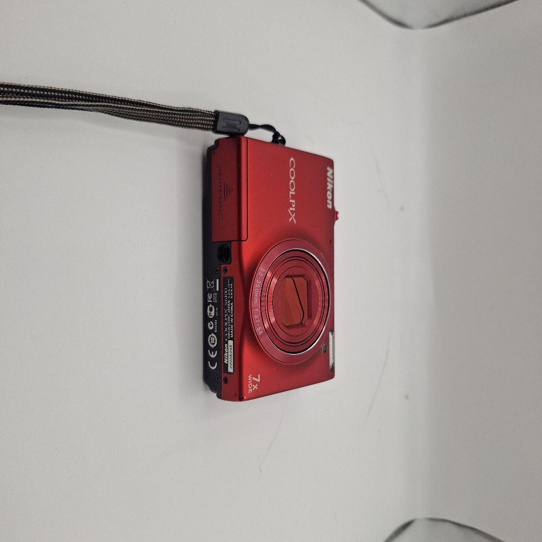 Nikon Compact Digital Camera Coolpix 7