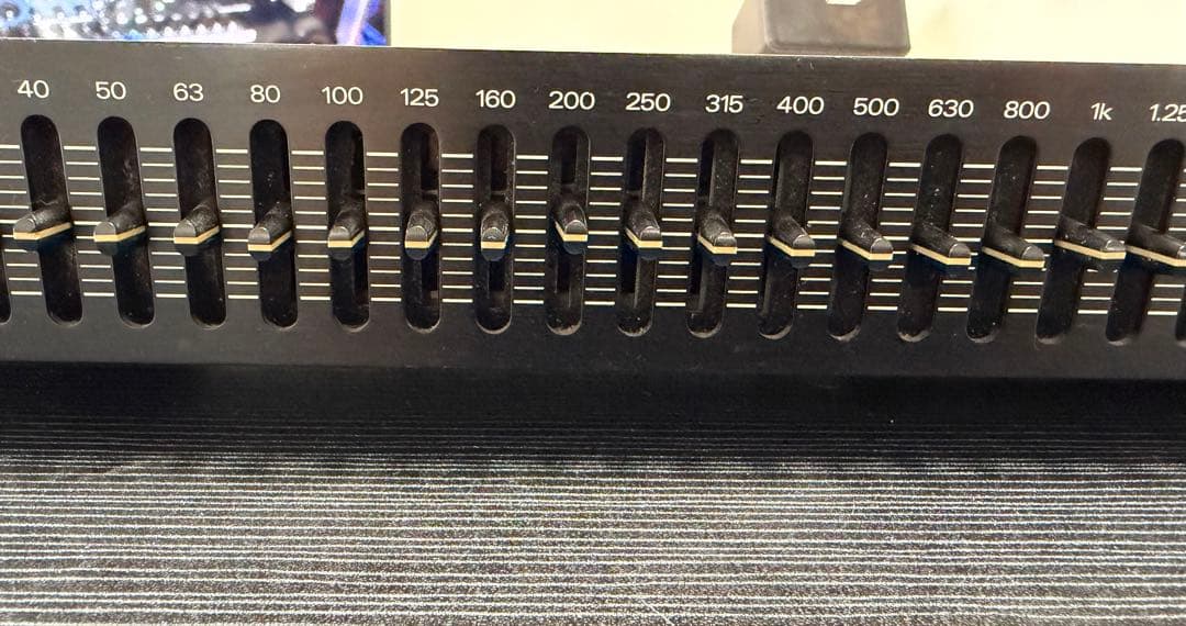 Roland Equalizers E-131