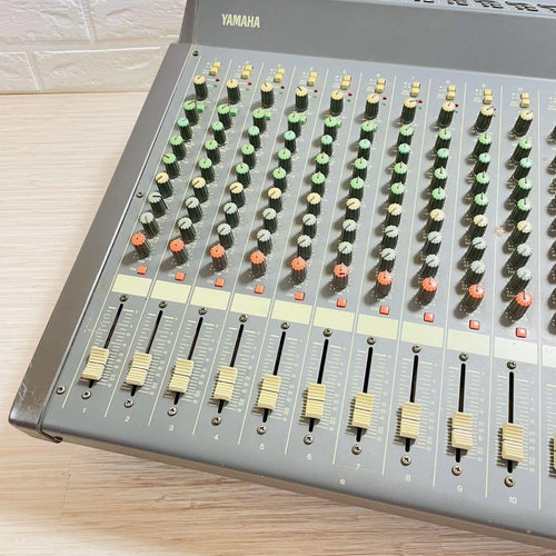 Yamaha Powered Mixers Emx2500 12Ch