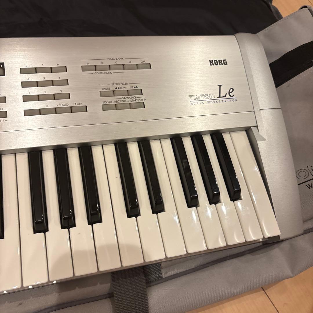 Other Korg Triton Le