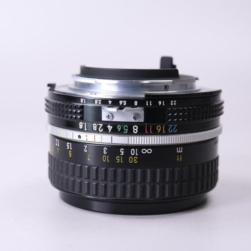 Nikon Lens (Single Focus) Nikkor Ai F1.8 618