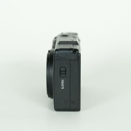 Ricoh Compact Digital Camera 4,200 2 Gr Iii
