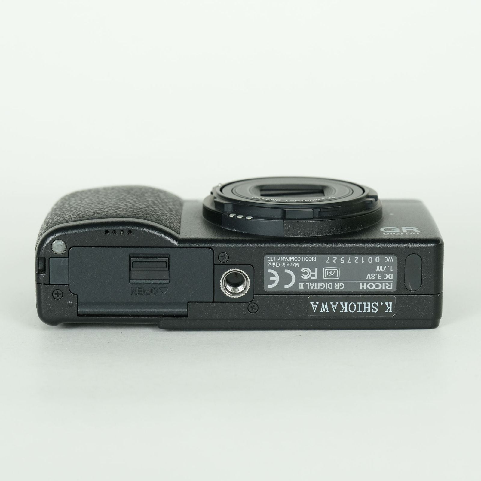 Ricoh Compact Digital Camera 4,200 2 Gr Iii