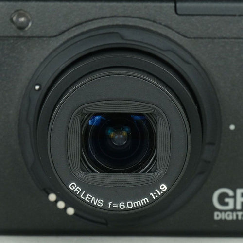 Ricoh Compact Digital Camera 4,200 2 Gr Iii