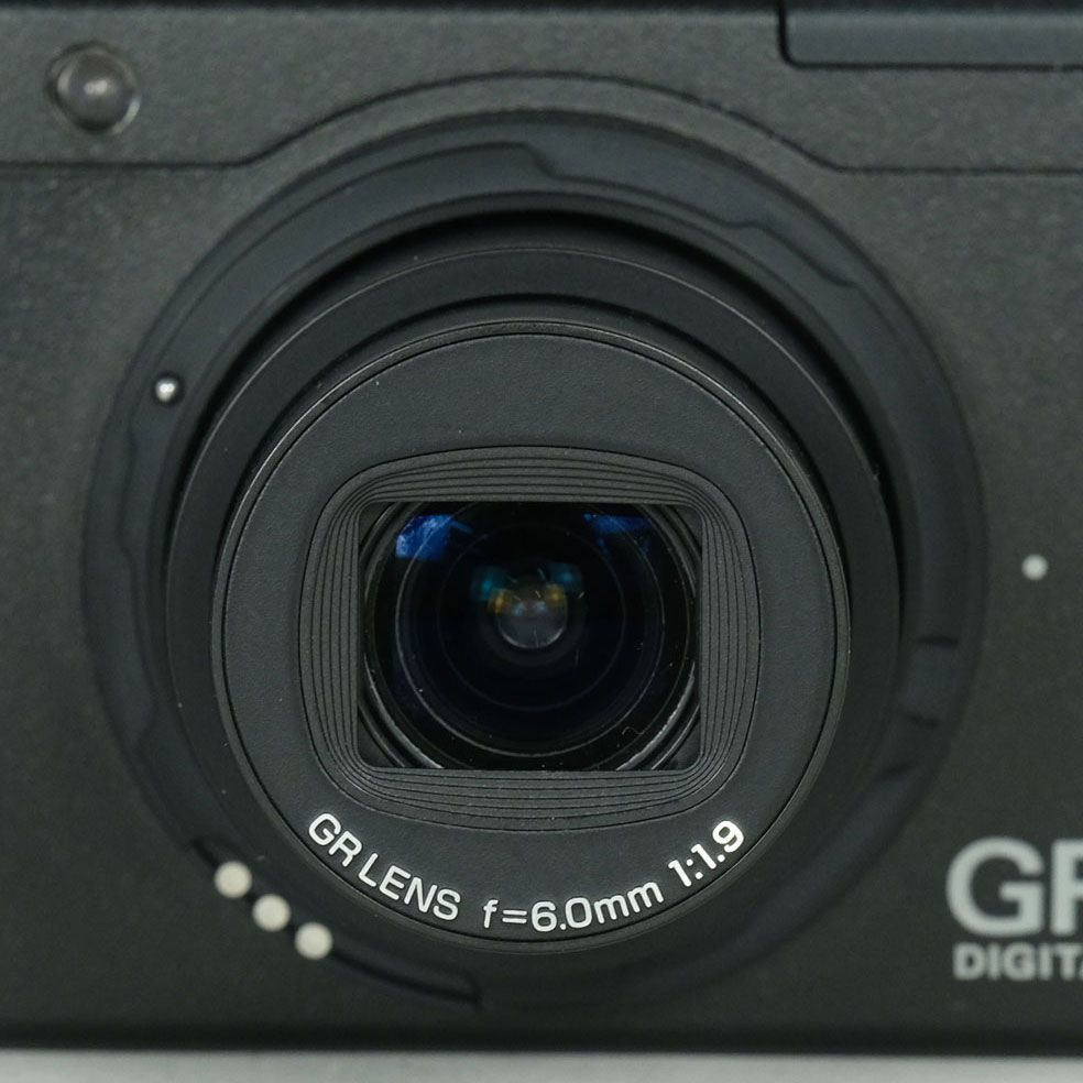 Ricoh Compact Digital Camera 4,200 2 Gr Iii