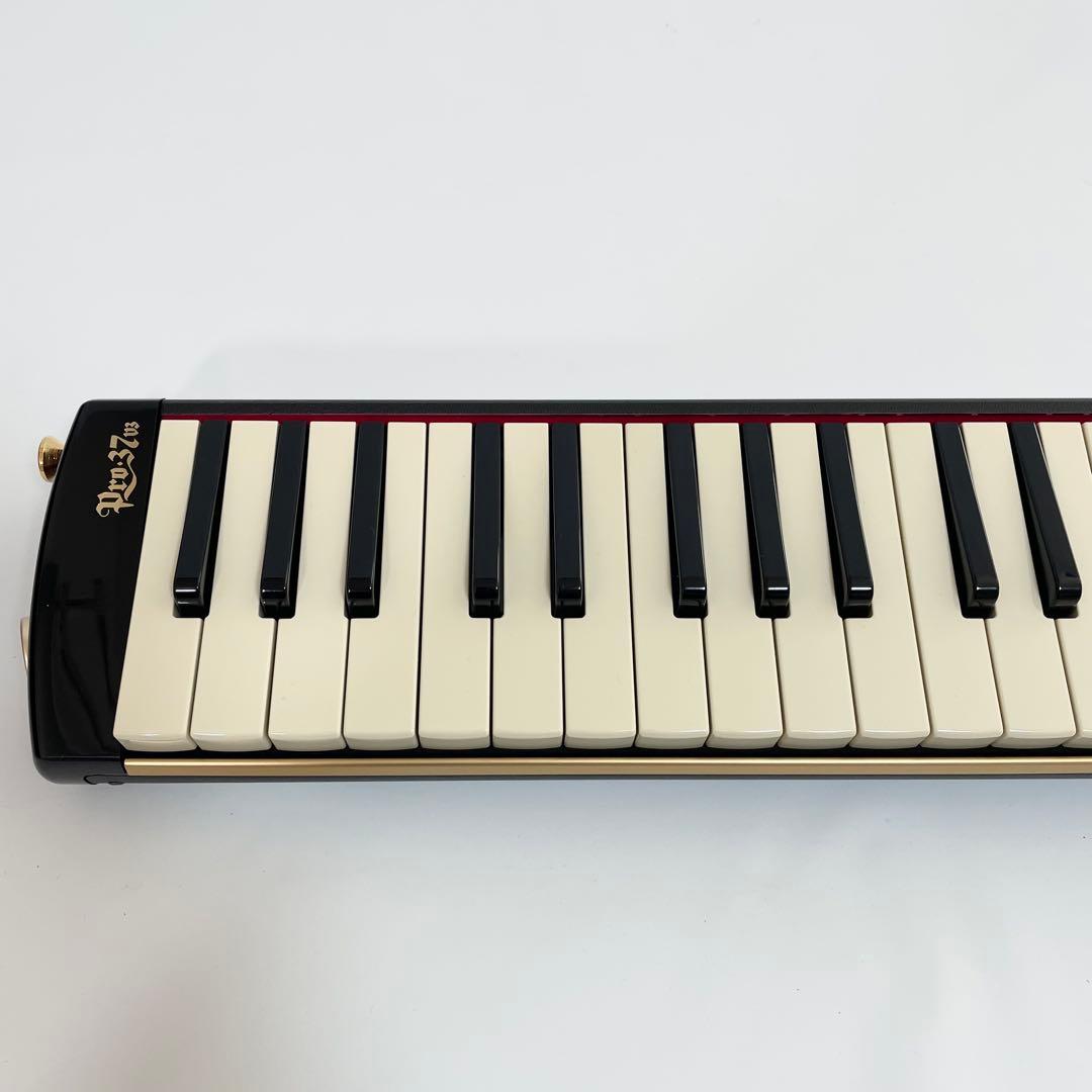 Suzuki Keyboard Harmonica Pianica Pro-37V3
