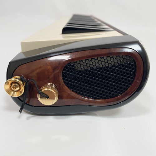 Suzuki Keyboard Harmonica Pianica Pro-37V3
