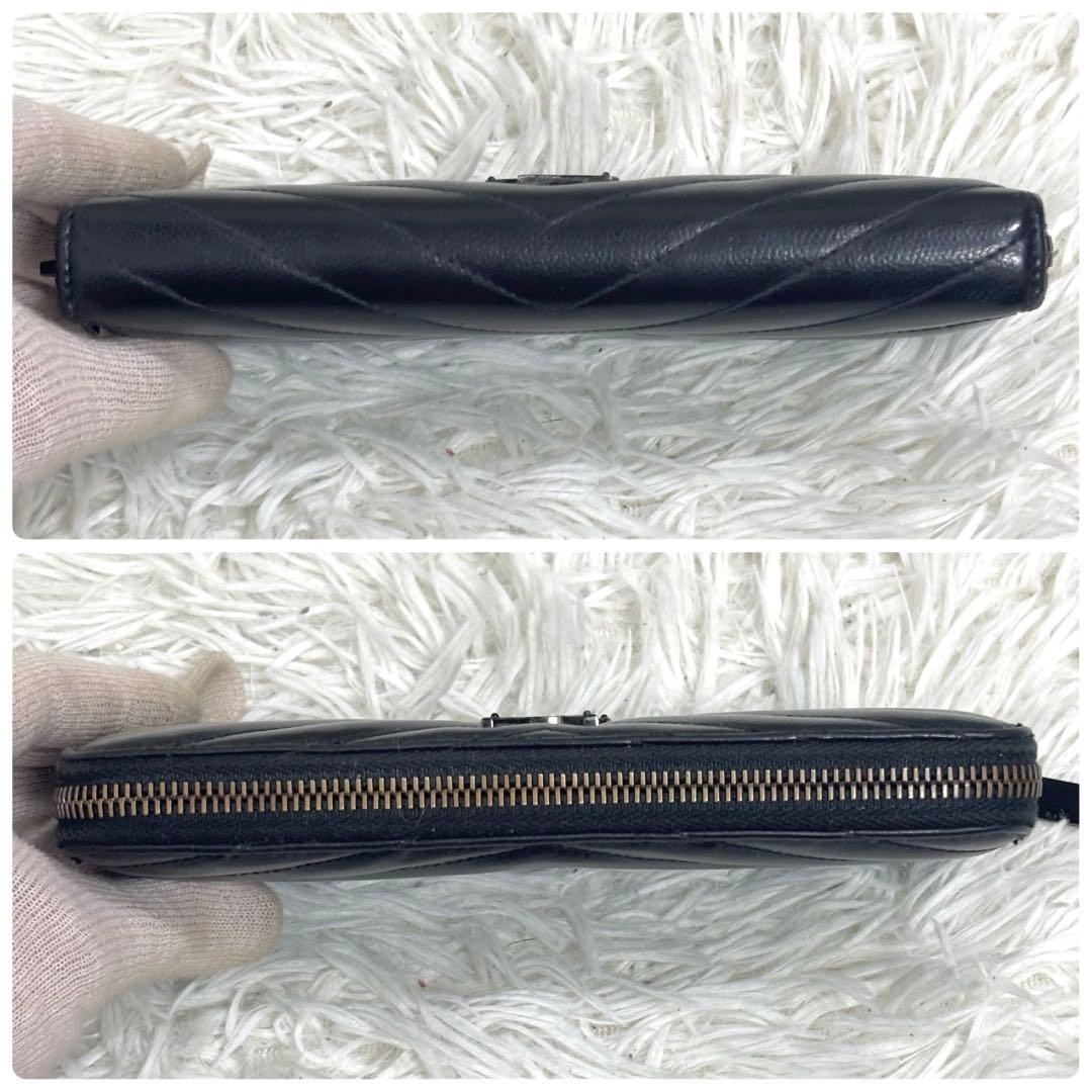Yves Saint Laurent Long Wallets