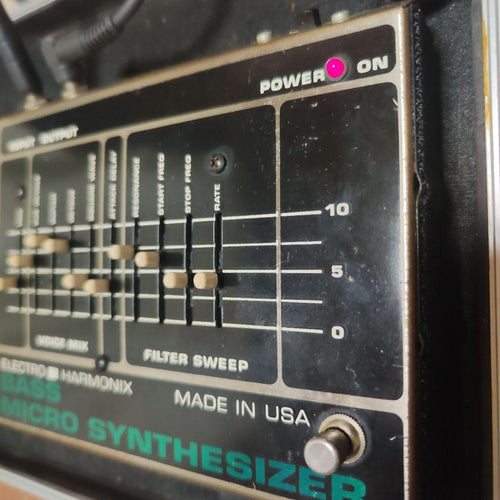 Bass Effects Units Electro-Harmonix Micro Synthesizer