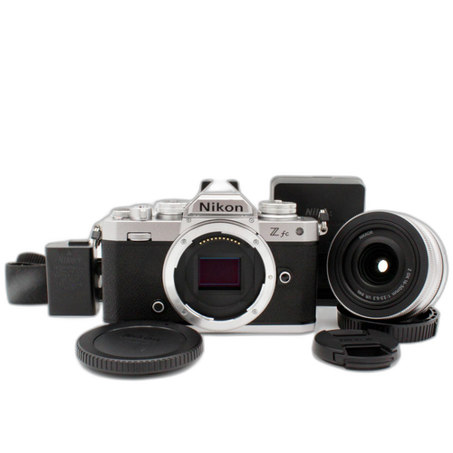 Nikon Mirrorless Interchangeable Lips 1588 Z Fc Nikkor Dx 16-50Mm F/3.5-6.3 Vr