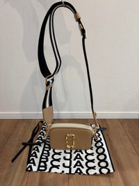 Marc Jacobs Shoulder Bags
