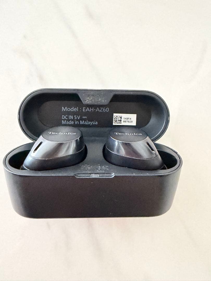 Technics Wireless Earphones Eah-Az60
