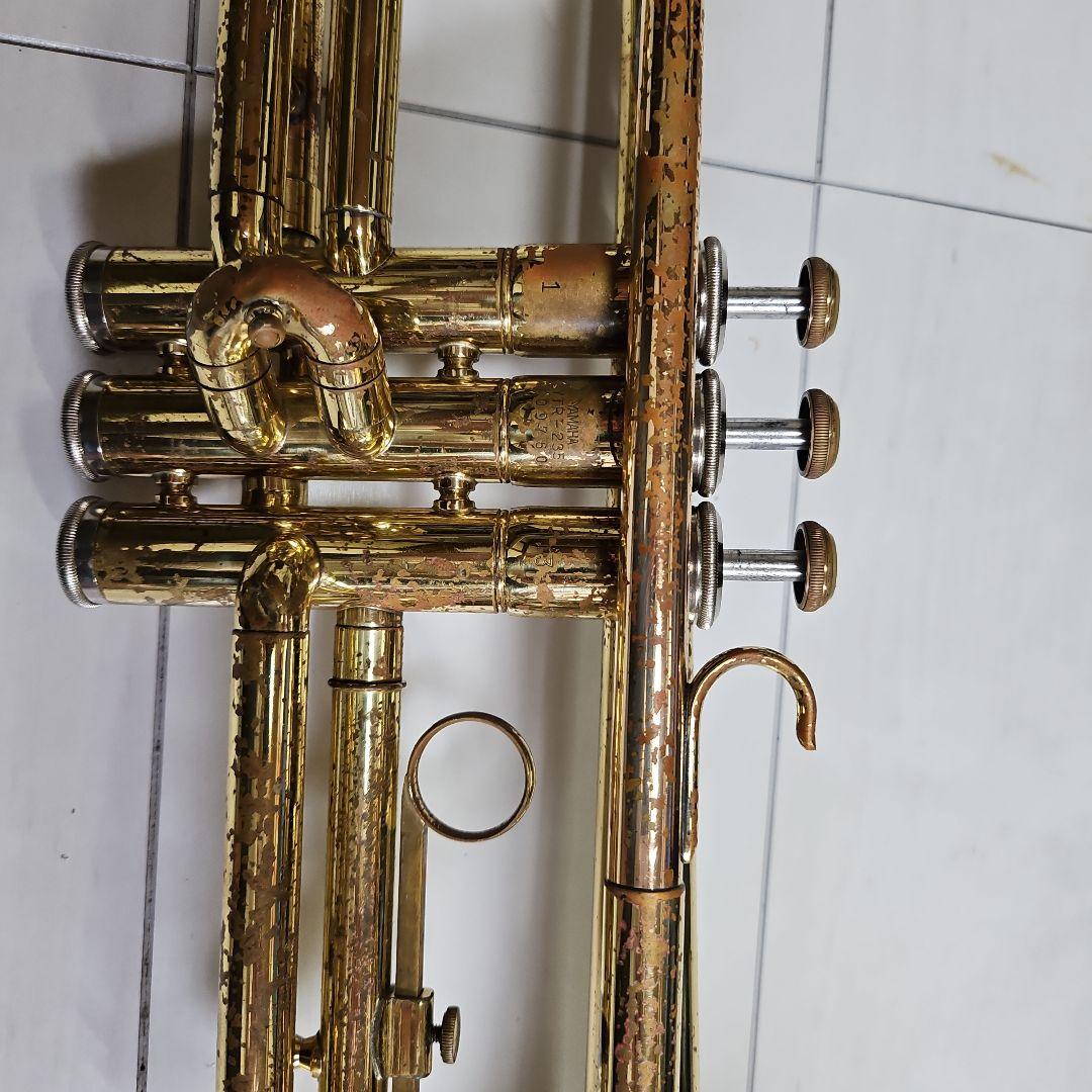 Trumpets Yamaha Ytr-235