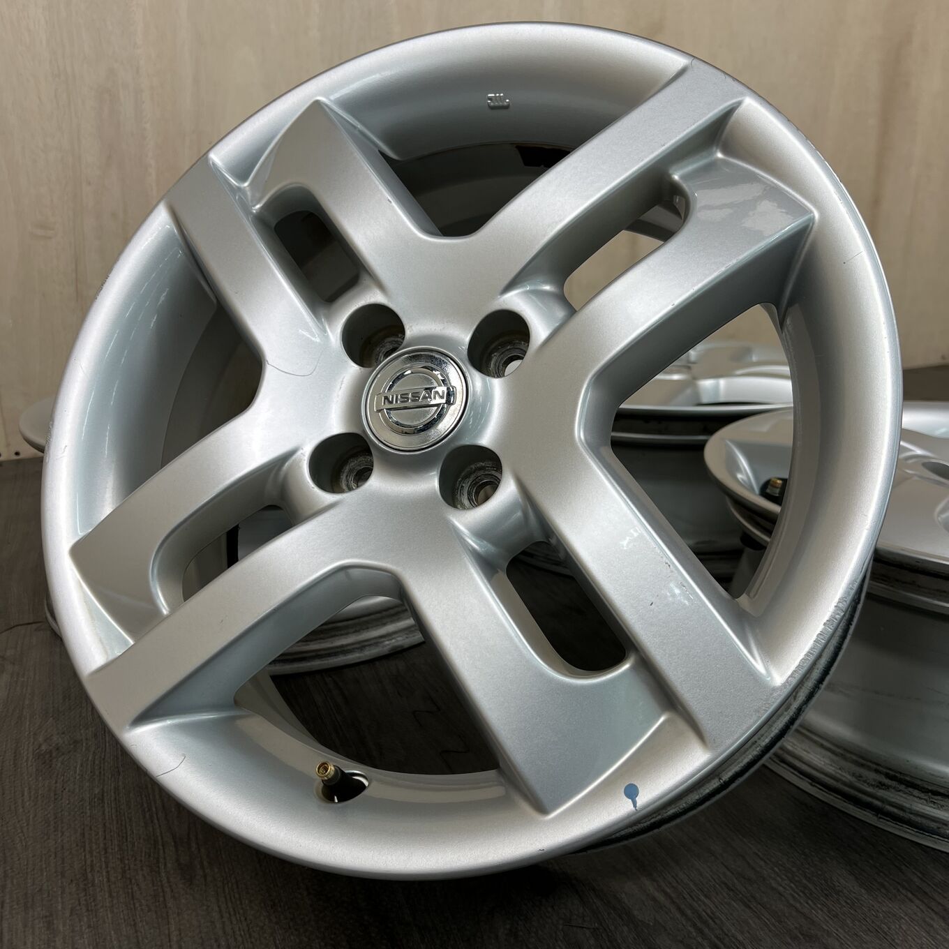 Nissan 16 Inches Bridgestone 215/55R16 #416S40925