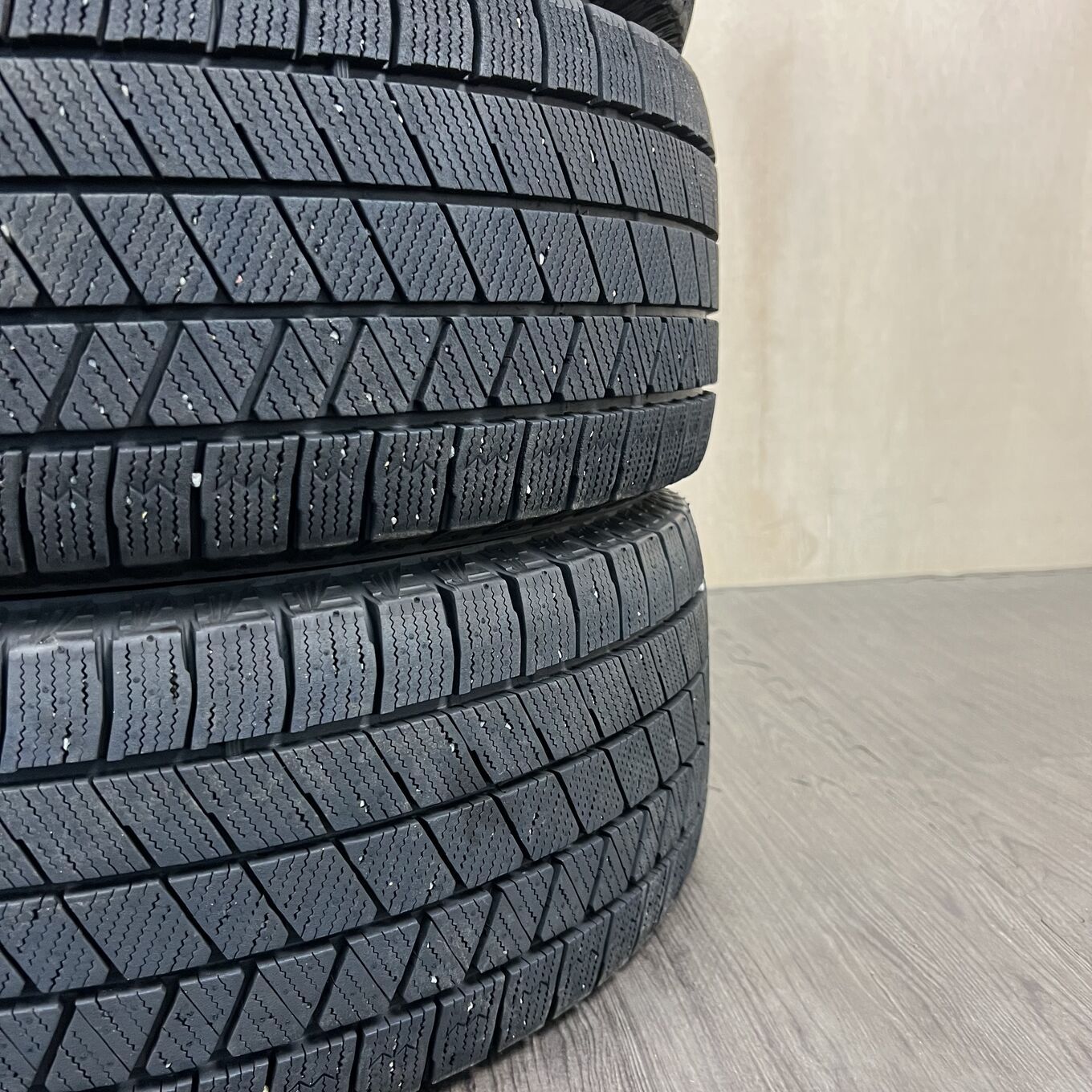 Nissan 16 Inches Bridgestone 215/55R16 #416S40925