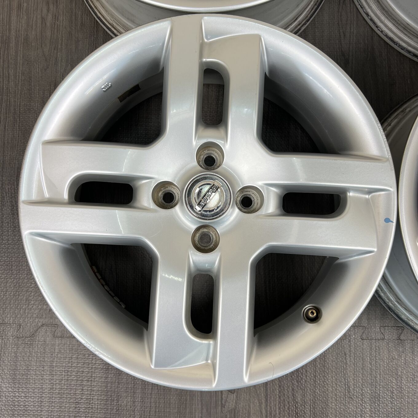 Nissan 16 Inches Bridgestone 215/55R16 #416S40925