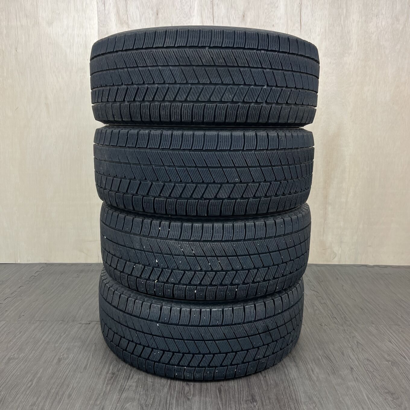 Nissan 16 Inches Bridgestone 215/55R16 #416S40925
