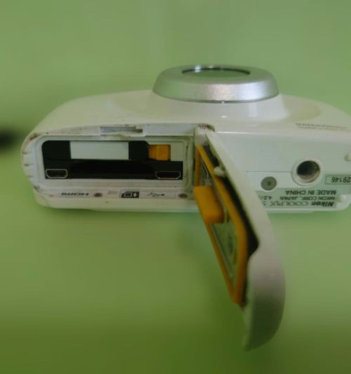 Nikon Compact Digital Cameras Coolpix S33