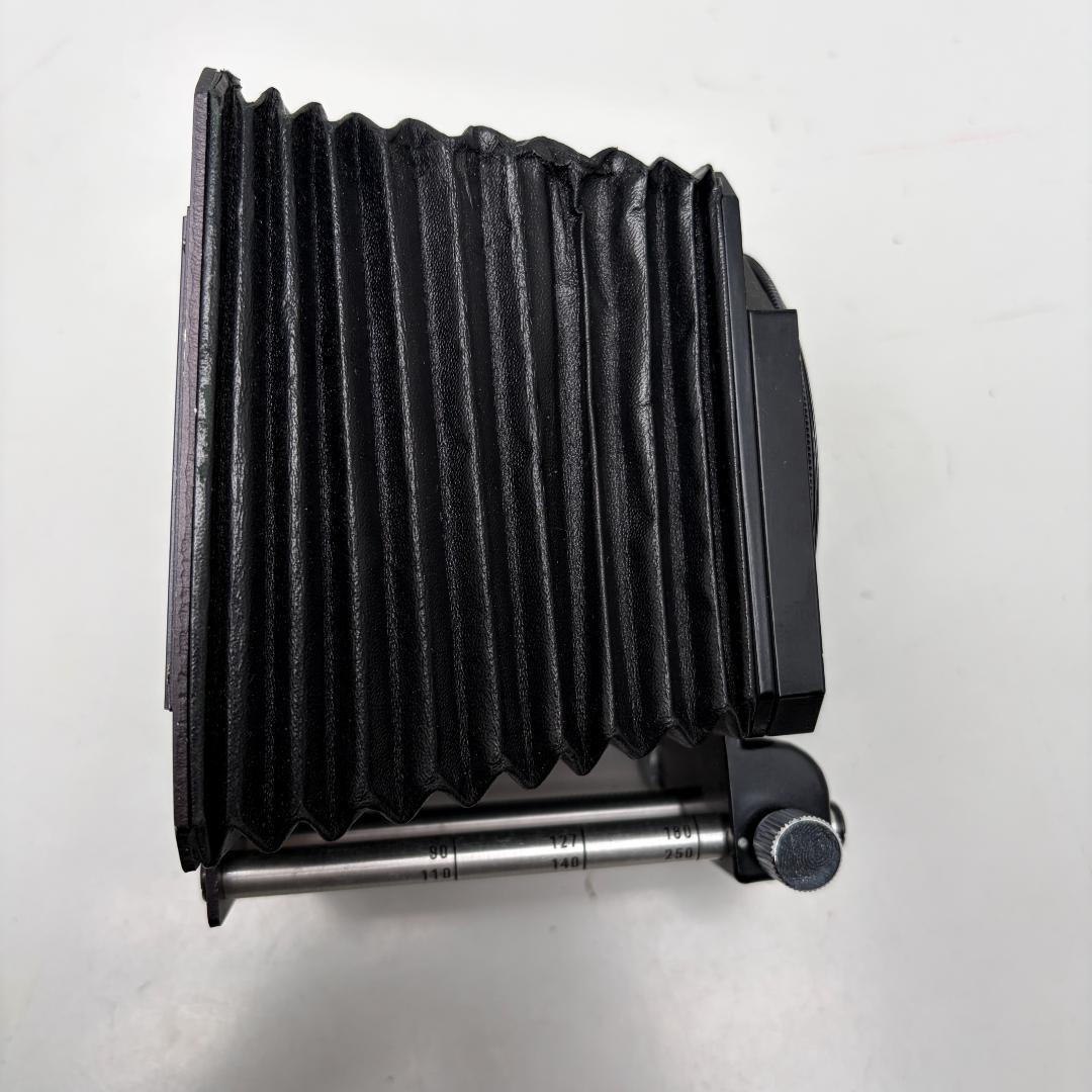 Mamiya Lens Hoods Bellows Hood 02