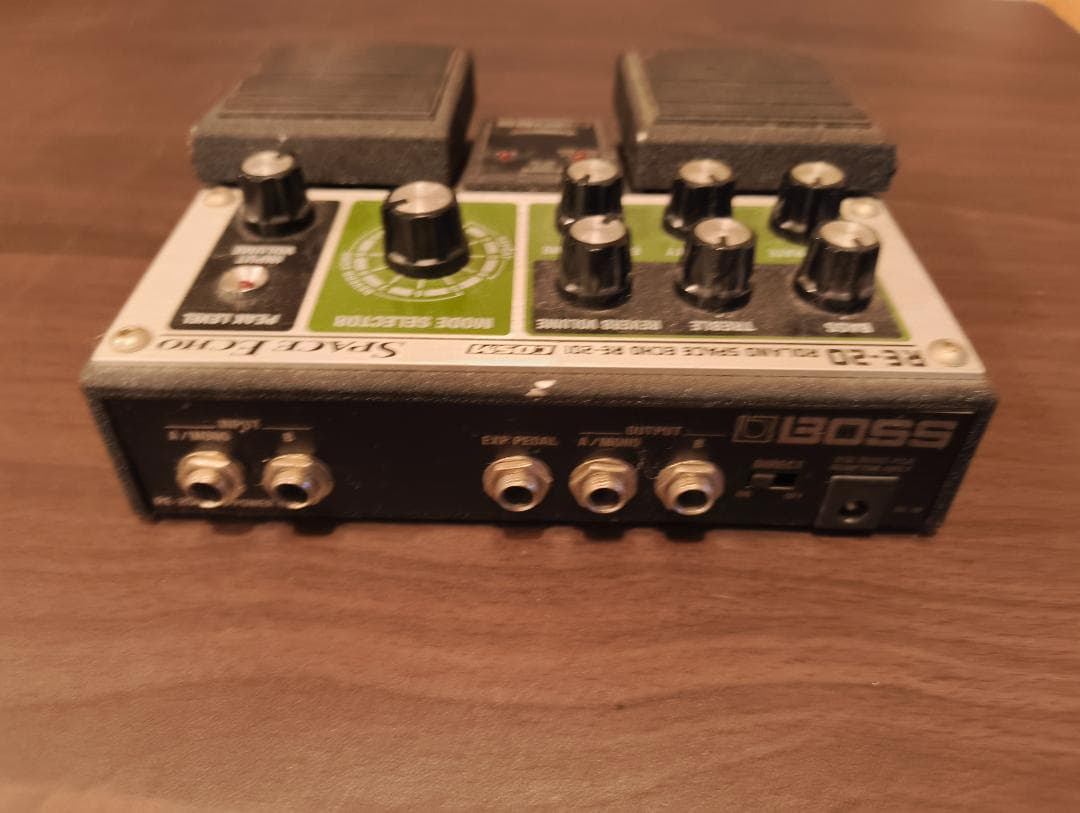 Boss Guitar Effects Units Re-20 Roland Space Echo