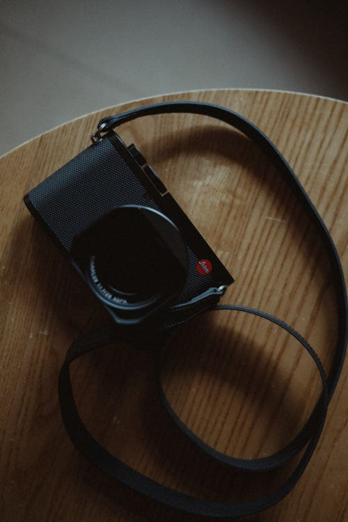Leica Compact Digital Cameras Q2
