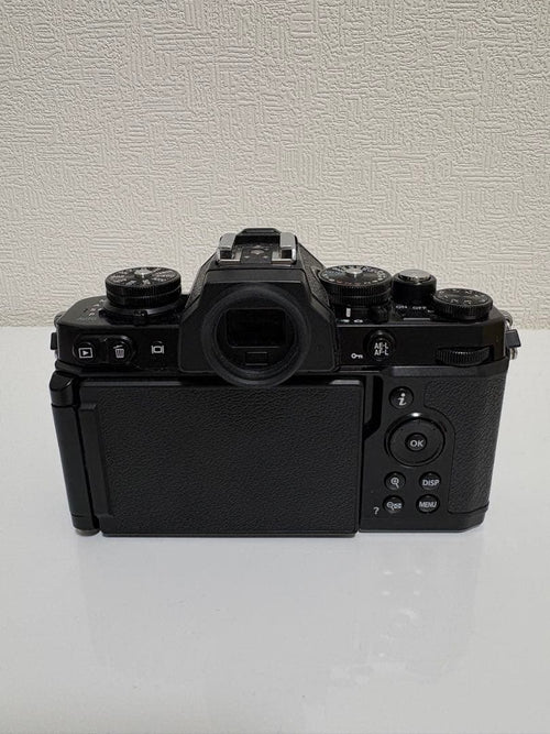 Nikon Mirrorless Interchangeable Lips Z Fc