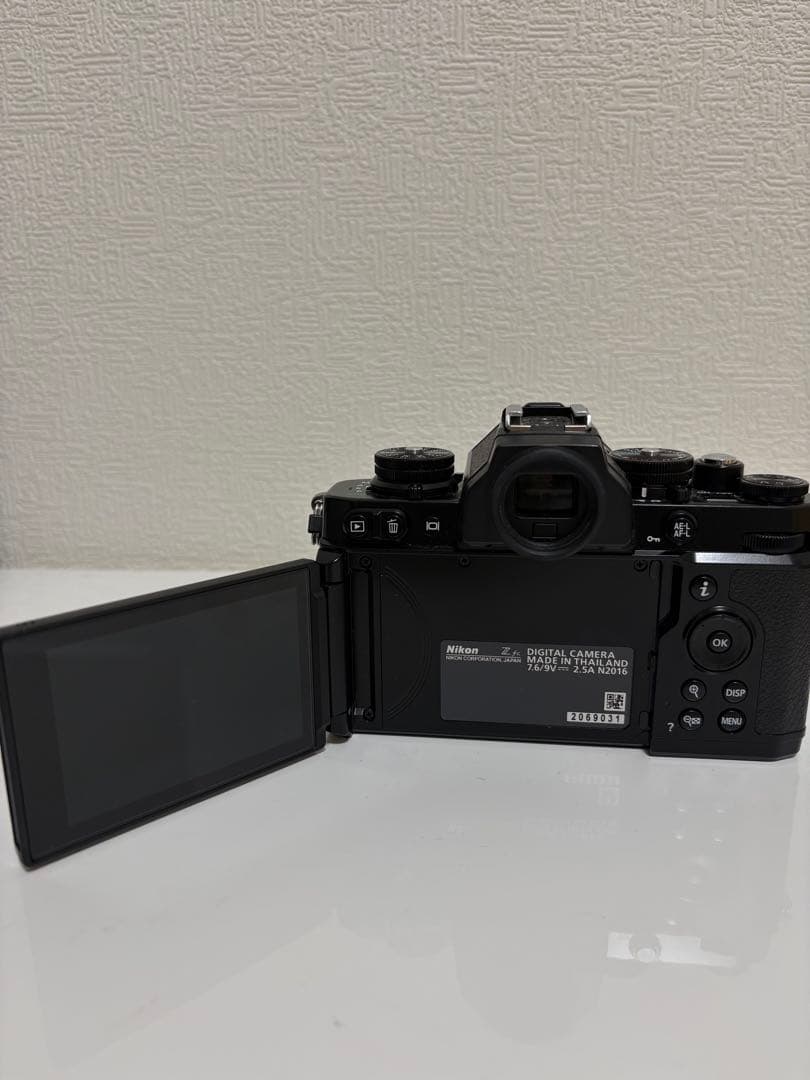 Nikon Mirrorless Interchangeable Lips Z Fc