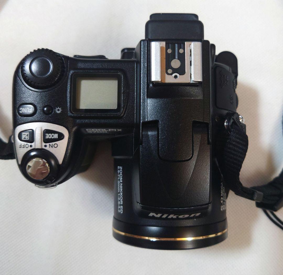Nikon Compact Digital Camera Coolpix 5700