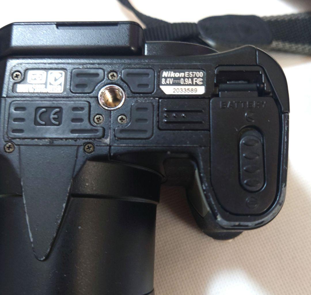 Nikon Compact Digital Camera Coolpix 5700