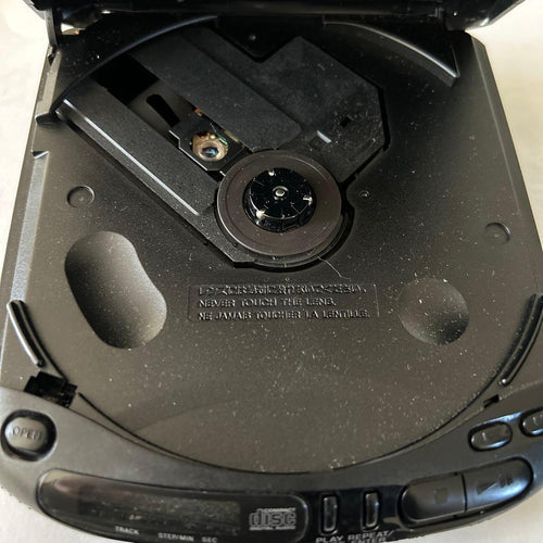 Sony Portable Cd Player D-140 Discman