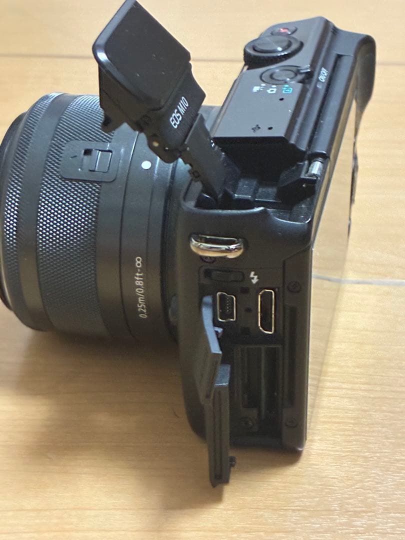 Canon Mirrorless Interchangeable Lens Cameras Eos M10