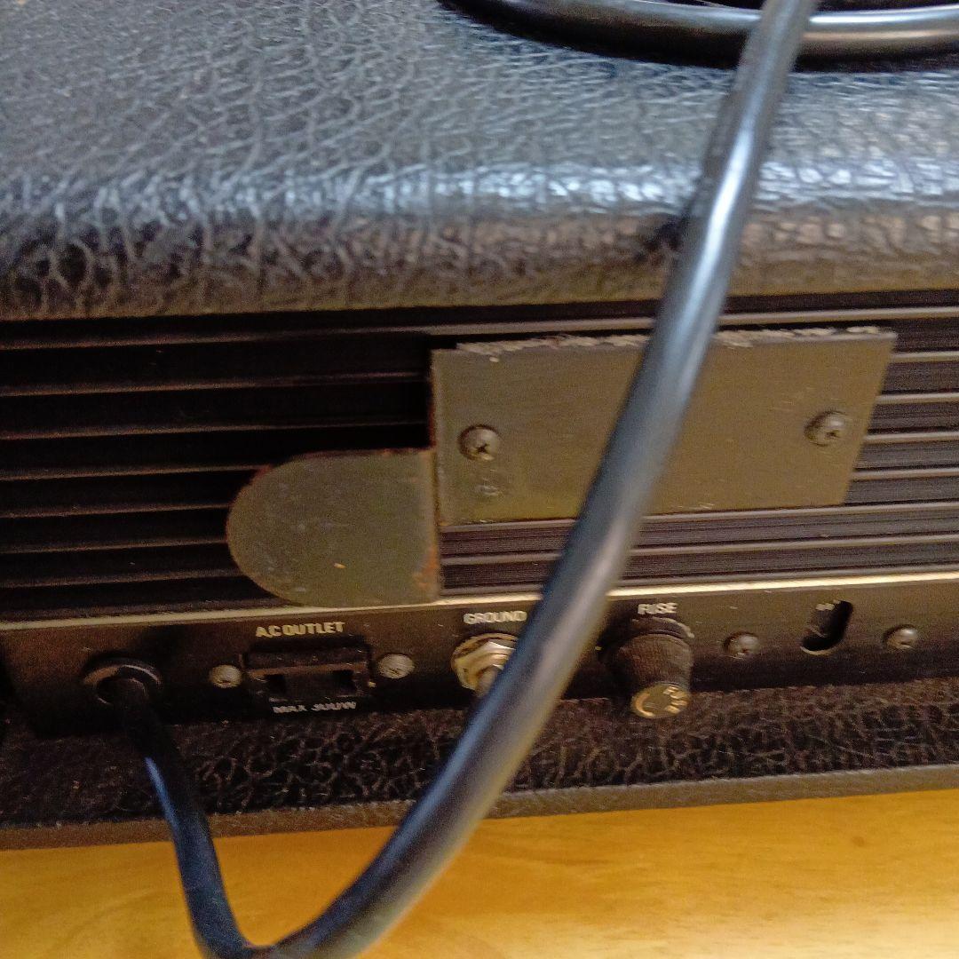 Guitar Amplifiers Roland Sr-70