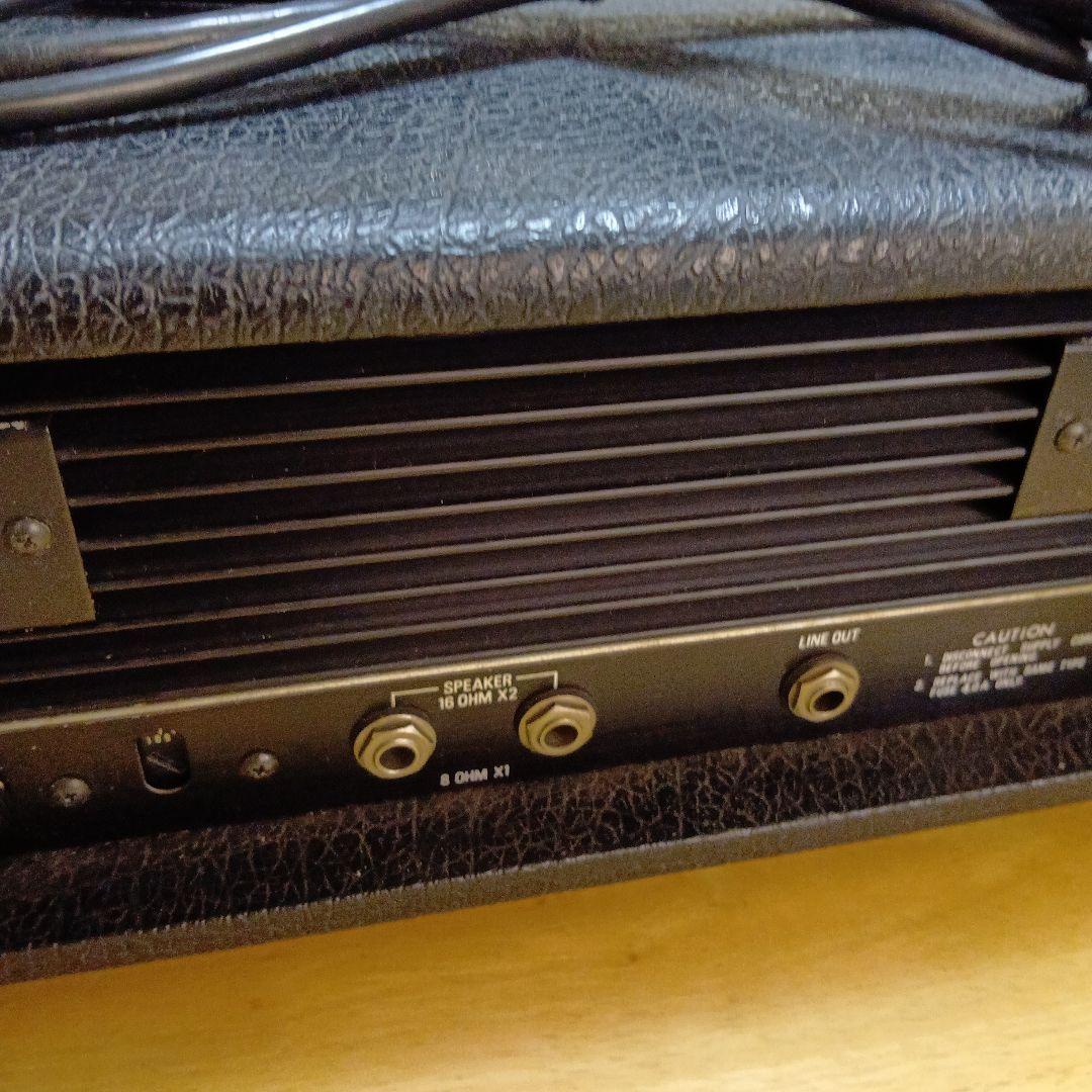 Guitar Amplifiers Roland Sr-70