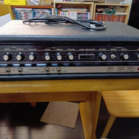 Guitar Amplifiers Roland Sr-70