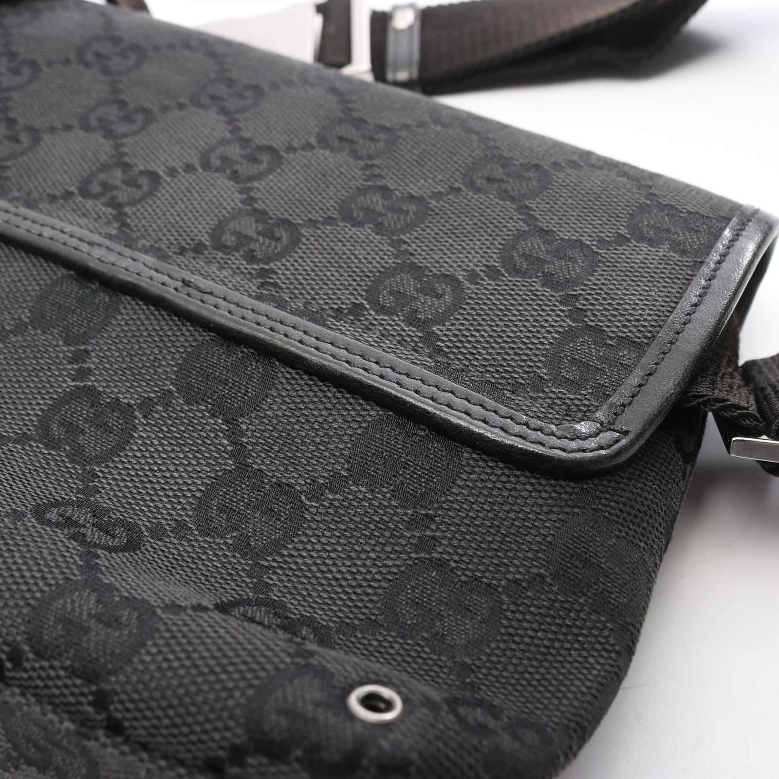 Gucci Body Bag Waist Pouch Gg 92543 Used B